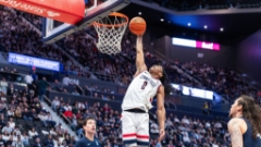 UConn dismantles Xavier, 92-60