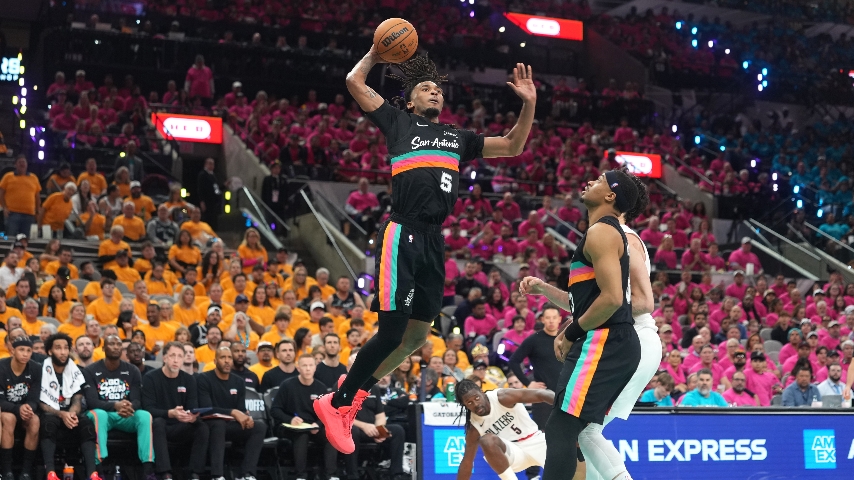 Spurs, Castle Take Game 1 against Blazers, Clingan, Thompson leads Sabres Game 1 Comeback