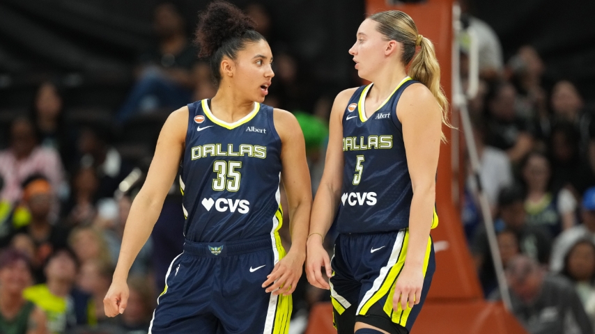 Azzi Fudd looks to settle in while Bueckers and Stewart are on MVP tracks