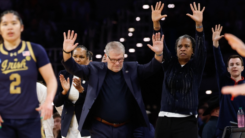 Longtime women’s basketball assistant Jamelle Elliott departs program